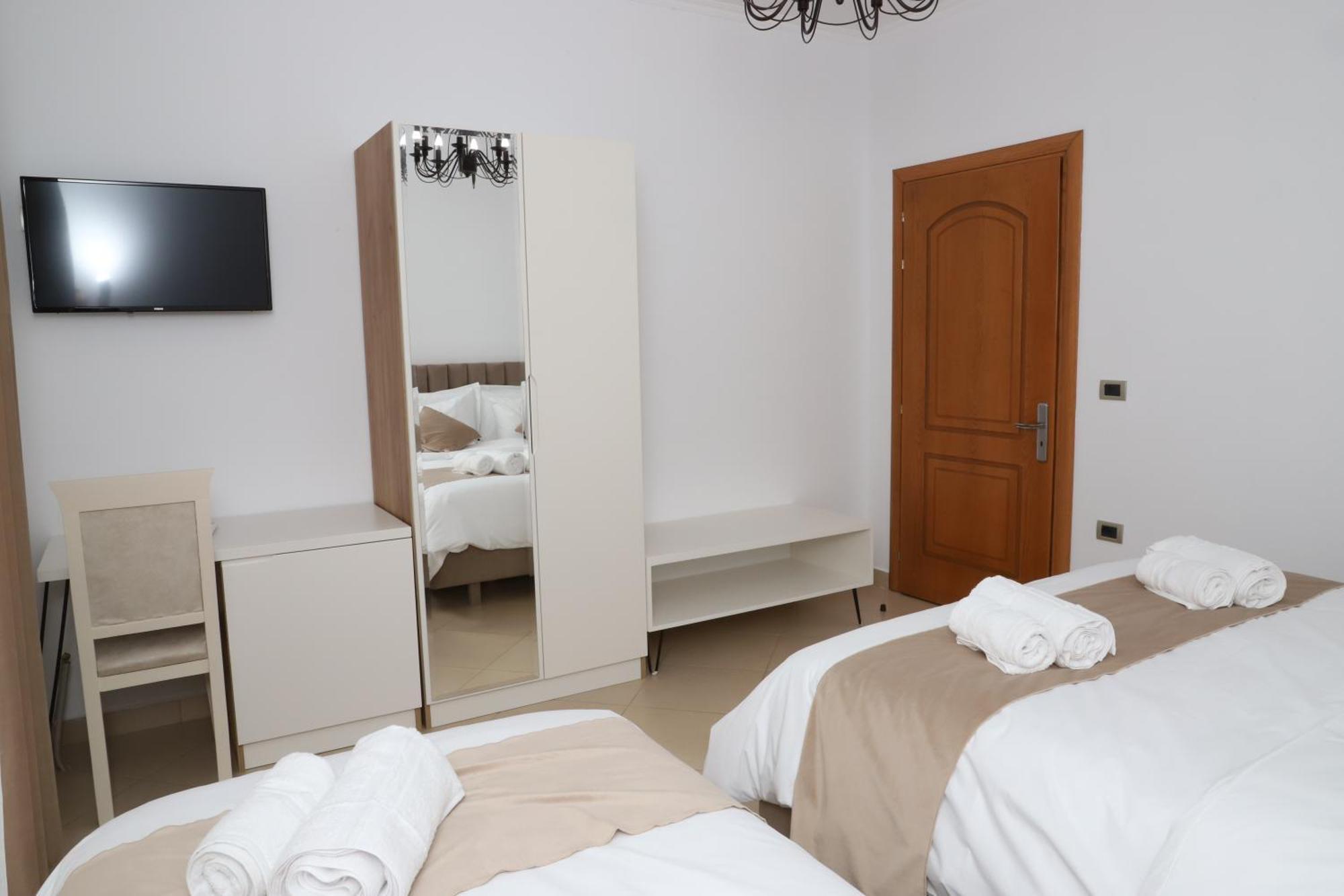 Vila Malasi Berat Dış mekan fotoğraf
