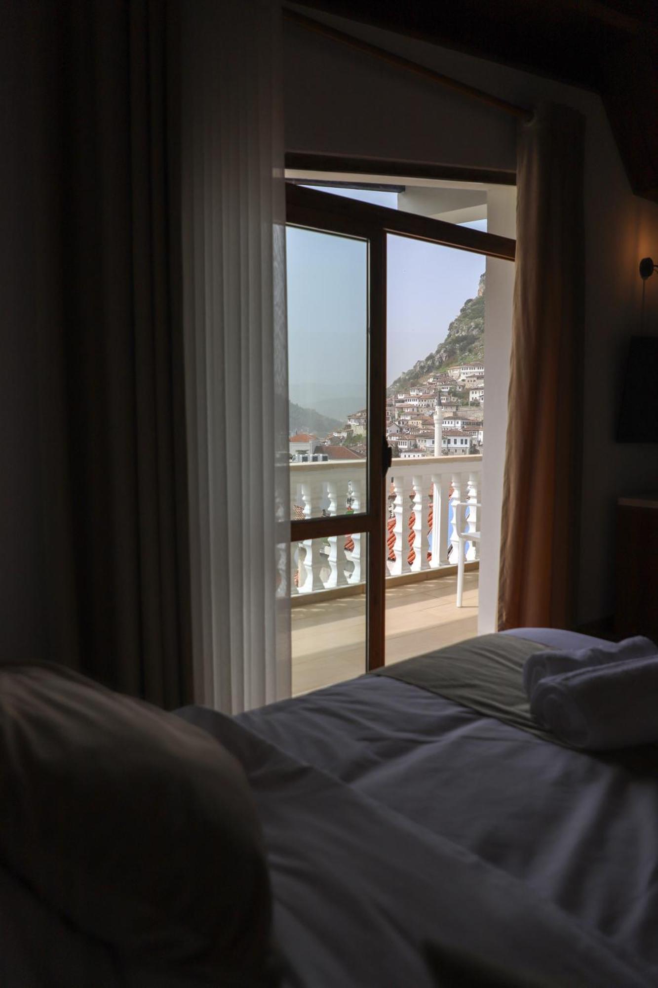 Vila Malasi Berat Dış mekan fotoğraf